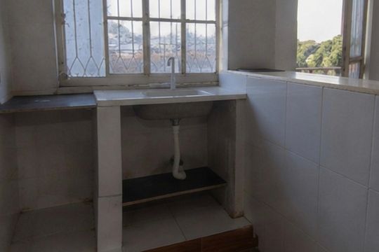 Sala/cozinha de casa à venda com 1 quarto, 50m² em Irajá, Rio de Janeiro