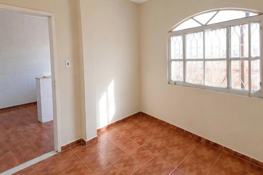 Sala/cozinha de casa à venda com 1 quarto, 50m² em Irajá, Rio de Janeiro