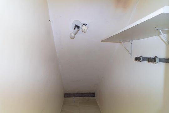 Despensa de casa para alugar com 3 quartos, 190m² em Parque Sao Rafael, São Paulo