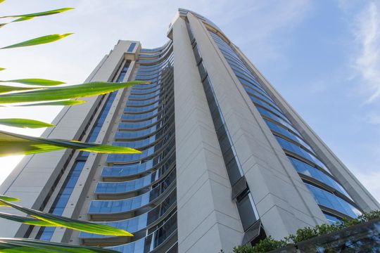 Fachada de apartamento para alugar com 2 quartos, 70m² em Empresarial 18 do Forte, Barueri