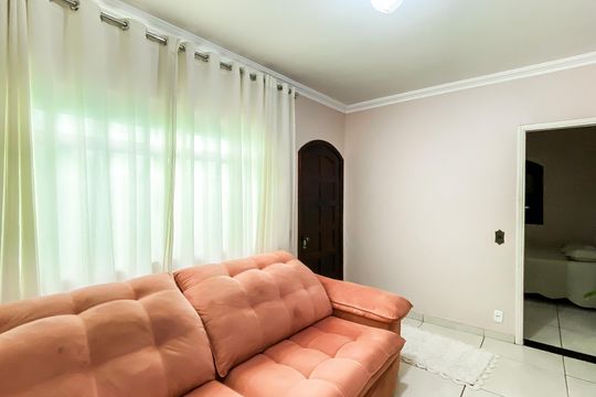Sala de casa para alugar com 3 quartos, 150m² em Engenheiro Goulart, São Paulo