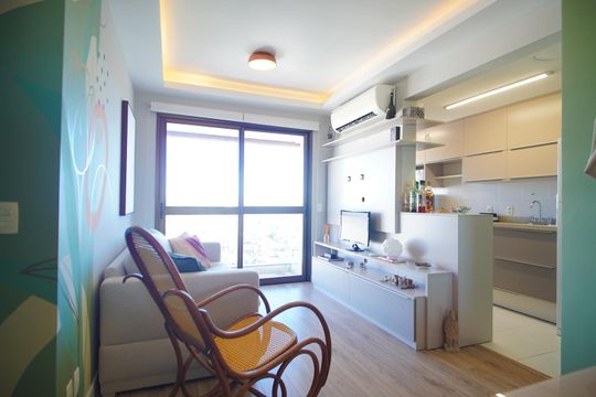 Sala de apartamento para alugar com 2 quartos, 62m² em Santa Maria Goretti, Porto Alegre