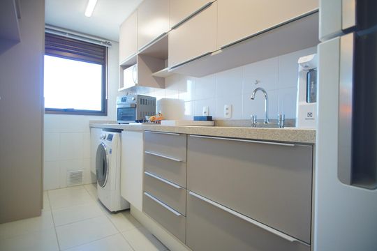 Cozinha de apartamento para alugar com 2 quartos, 62m² em Santa Maria Goretti, Porto Alegre