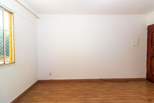 Sala de apartamento para alugar com 2 quartos, 50m² em Jardim Campo Grande, São Paulo