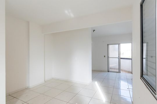 Sala  de apartamento à venda com 1 quarto, 36m² em Vila do Encontro, São Paulo