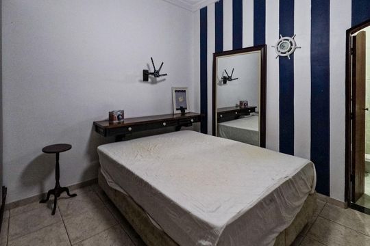 Casa à venda com 4 quartos, 380m² em Vila Mangalot, São Paulo