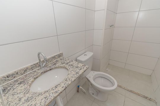 Banheiro  de apartamento à venda com 2 quartos, 46m² em Vila Yolanda Costa E Silva, Sumaré
