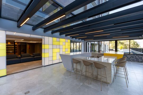Área comum  de apartamento para alugar com 1 quarto, 43m² em Vale do Sereno, Nova Lima