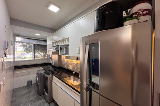 Cozinha e Área de Serviço de apartamento à venda com 2 quartos, 50m² em Vargem Grande, Rio de Janeiro