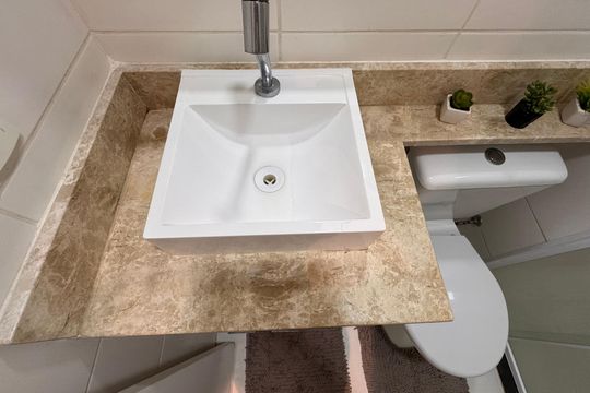 Banheiro Social de apartamento à venda com 2 quartos, 50m² em Vargem Grande, Rio de Janeiro