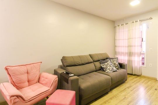 Sala de casa de condomínio para alugar com 2 quartos, 70m² em Estância Velha, Canoas