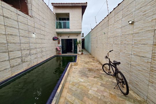 Piscina de casa para alugar com 3 quartos, 180m² em Vila Caiçara, Praia Grande