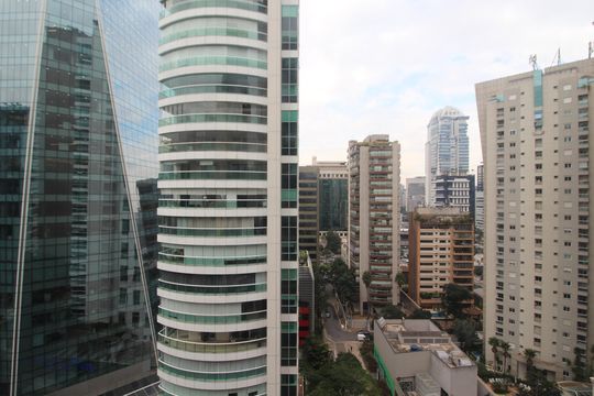 Vista de apartamento para alugar com 1 quarto, 62m² em Itaim Bibi, São Paulo