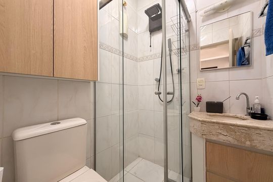 Banheiro Social de apartamento à venda com 3 quartos, 117m² em Centro, Jundiaí