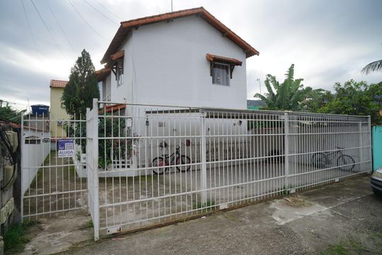 Fachada de casa para alugar com 2 quartos, 87m² em São José de Imbassai, Maricá