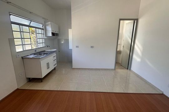 Casa para alugar com 1 quarto, 30m² em Santo Amaro, São Paulo