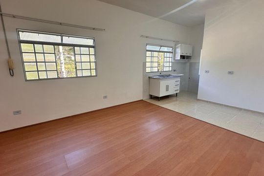 Casa para alugar com 1 quarto, 30m² em Santo Amaro, São Paulo