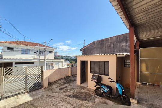 Garagem de casa para alugar com 2 quartos, 130m² em Paulicéia, São Bernardo do Campo