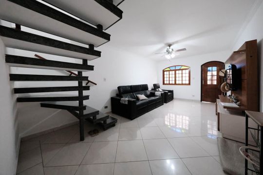 Sala de casa à venda com 2 quartos, 101m² em Vila Araguaia, São Paulo