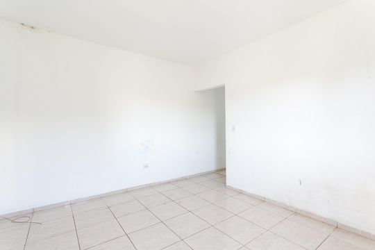 Casa para alugar com 1 quarto, 42m² em Jardim Indaia, São Paulo