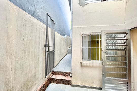Área de Serviço 2 de casa à venda com 5 quartos, 246m² em Vila Isolina Mazzei, São Paulo