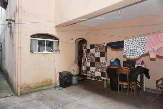 Quintal de casa para alugar com 3 quartos, 127m² em Jardim Macedonia, Embu das Artes
