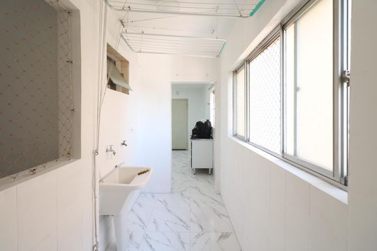 Área de Serviço de apartamento para alugar com 3 quartos, 110m² em Santa Maria, São Caetano do Sul