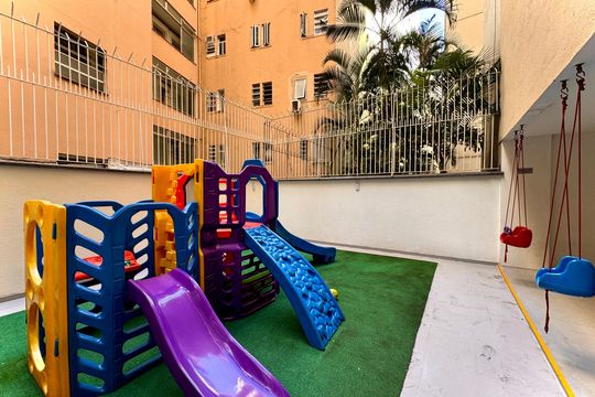 Apartamento à venda com 2 quartos, 95m² em Copacabana, Rio de Janeiro