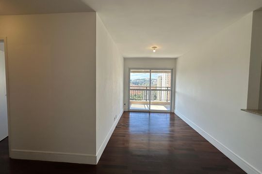 Sala de apartamento para alugar com 2 quartos, 70m² em Empresarial 18 do Forte, Barueri