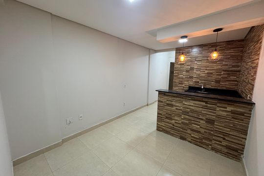 Sala de apartamento à venda com 1 quarto, 31m² em Riacho Fundo, Brasília