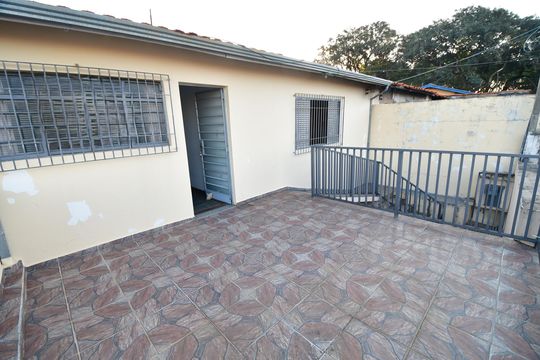 Fachada de casa à venda com 2 quartos, 115m² em Vila Miguel Vicente Cury, Campinas