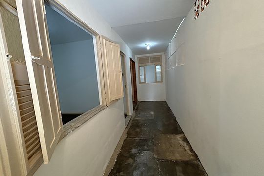 Área externa de casa para alugar com 2 quartos, 78m² em Vila Valqueire, Rio de Janeiro