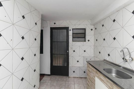 Casa para alugar com 1 quarto, 23m² em Parque Independencia, São Paulo