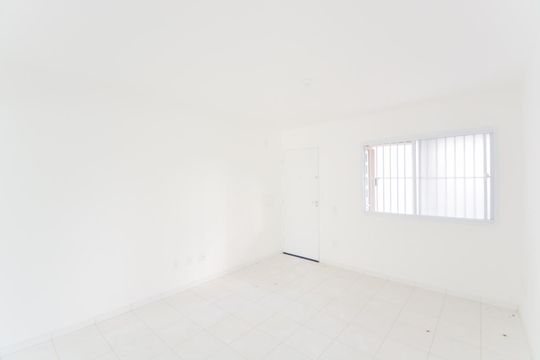 Sala de apartamento para alugar com 2 quartos, 50m² em Vila Alzira, Guarulhos
