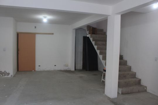 Sala de casa à venda com 3 quartos, 240m² em Santa Paula, São Caetano do Sul