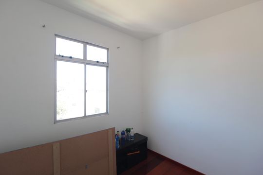 Quarto de apartamento à venda com 1 quarto, 65m² em Copacabana, Belo Horizonte