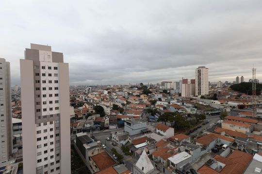 Vista  de apartamento para alugar com 2 quartos, 47m² em Parque Vitoria, São Paulo