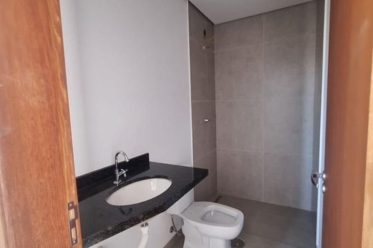 Banheiro da Suíte de apartamento para alugar com 2 quartos, 70m² em Jardim Pedroso, Indaiatuba