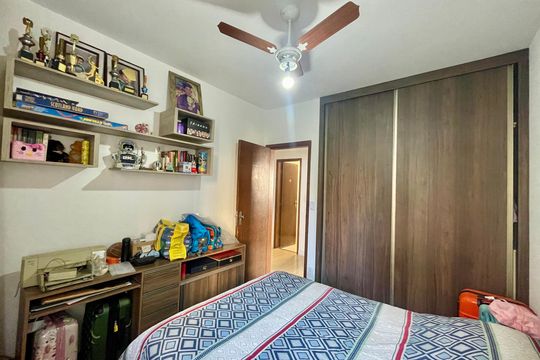 Apartamento à venda com 4 quartos, 130m² em Cachoeirinha, Belo Horizonte
