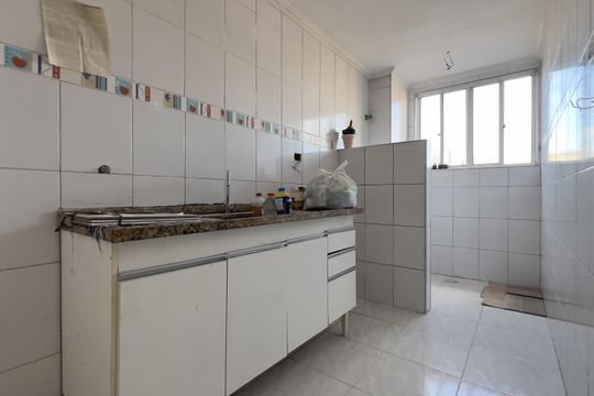 Cozinha e Área de Serviço de apartamento à venda com 2 quartos, 62m² em Vila Galvão, Guarulhos