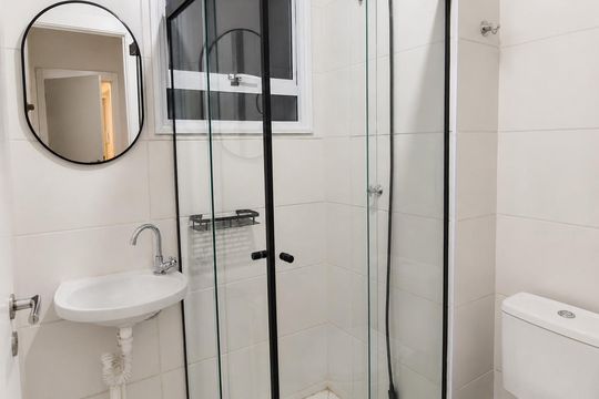 Banheiro de apartamento para alugar com 2 quartos, 51m² em Jardim Topazio, São José dos Campos
