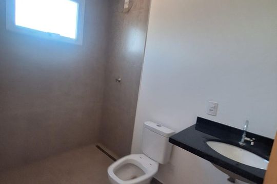 Banheiro de apartamento para alugar com 3 quartos, 94m² em Jardim Pedroso, Indaiatuba