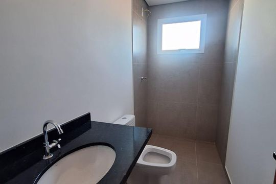 Banheiro de apartamento para alugar com 3 quartos, 94m² em Jardim Pedroso, Indaiatuba
