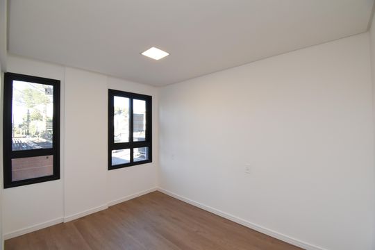 Suíte de apartamento para alugar com 2 quartos, 52m² em Alto da Xv, Curitiba