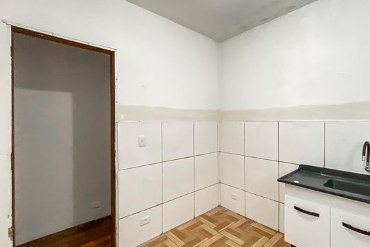 Cozinha de casa para alugar com 1 quarto, 20m² em Cidade Líder, São Paulo