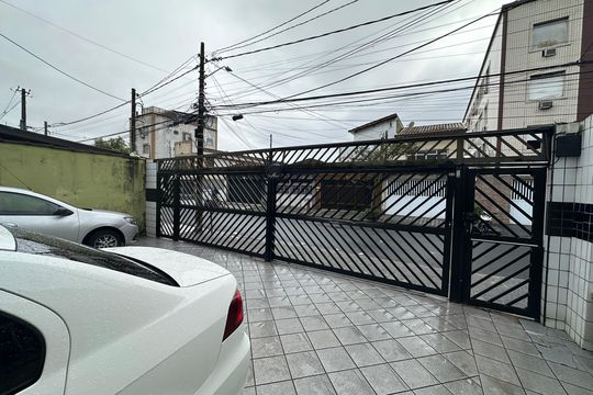 Garagem de apartamento para alugar com 2 quartos, 68m² em Vila Valenca, São Vicente