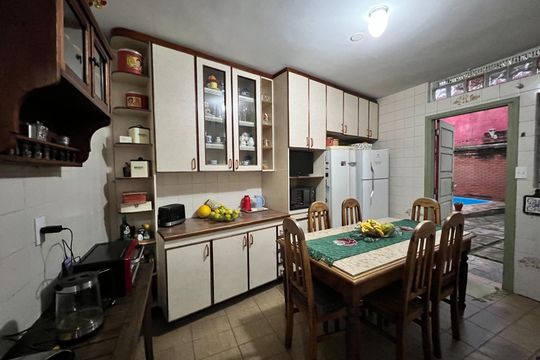 Cozinha de casa à venda com 4 quartos, 350m² em Jardim Novo Mundo, São Paulo