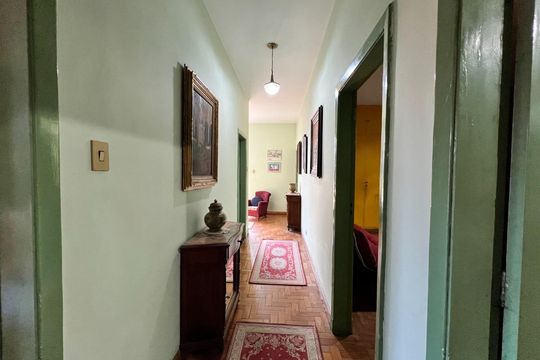 Corredor de casa à venda com 4 quartos, 350m² em Jardim Novo Mundo, São Paulo