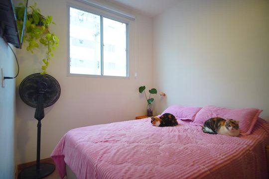 Quarto 1 de apartamento para alugar com 2 quartos, 51m² em Santa Fé, Porto Alegre