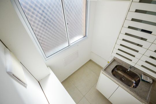 Cozinha de apartamento para alugar com 2 quartos, 38m² em Vila Nina, São Paulo